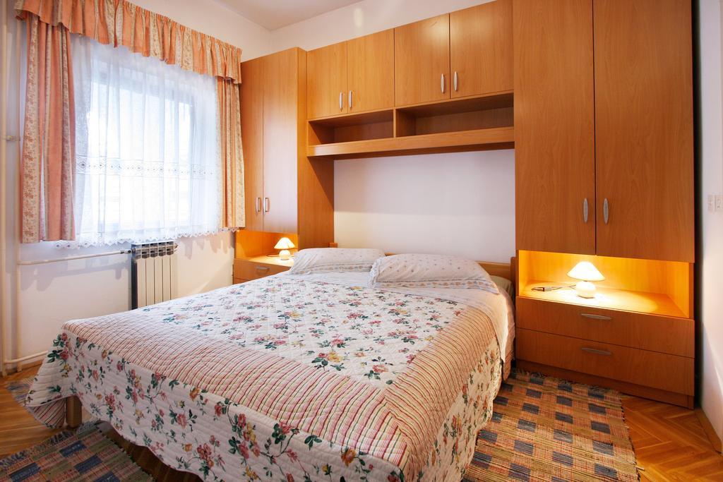 Korelic Garden Apartment *