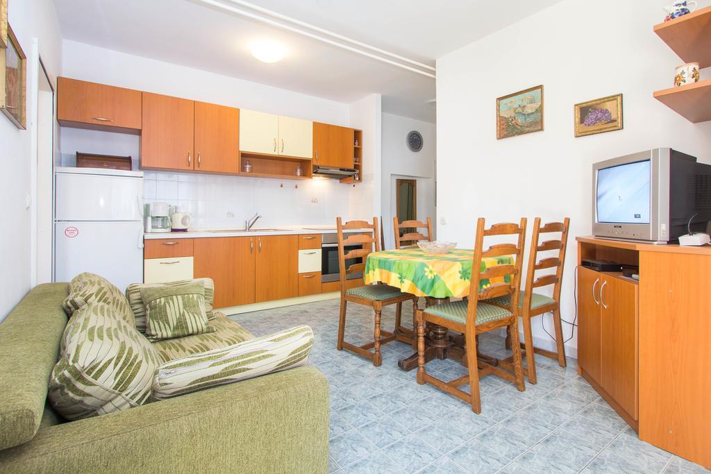 Apartman Korelic Garden Porec